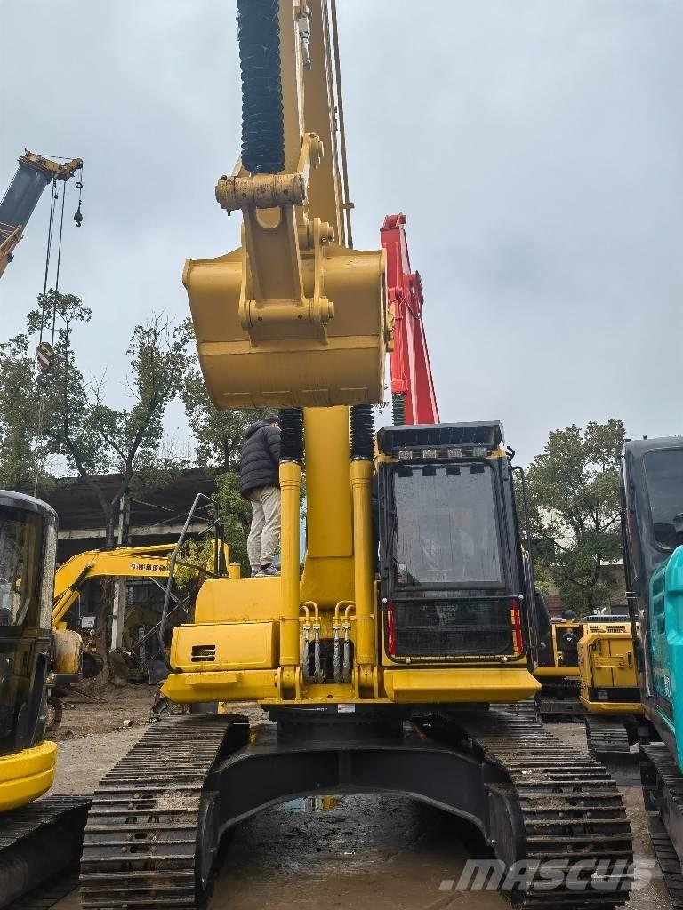 Komatsu PC 220-8 Pelle sur chenilles