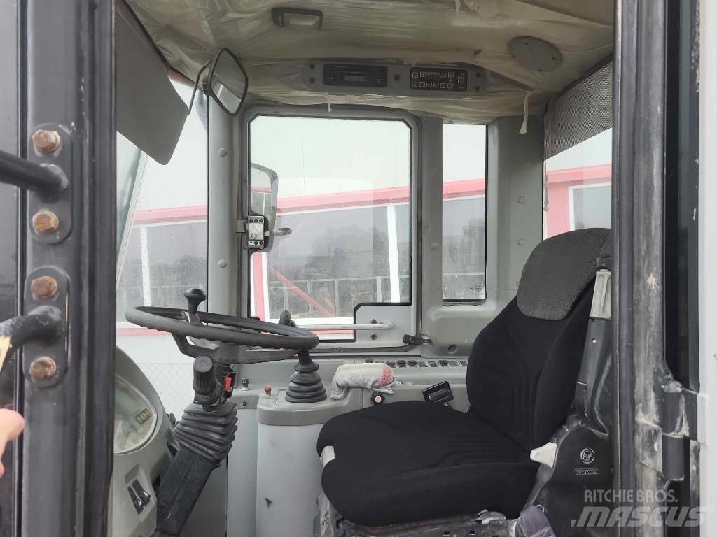Hyundai HL 740-7 A Chargeuse sur pneus