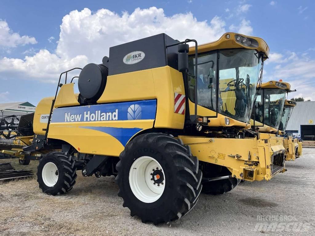 New Holland CSX 7080 Moissonneuse batteuse