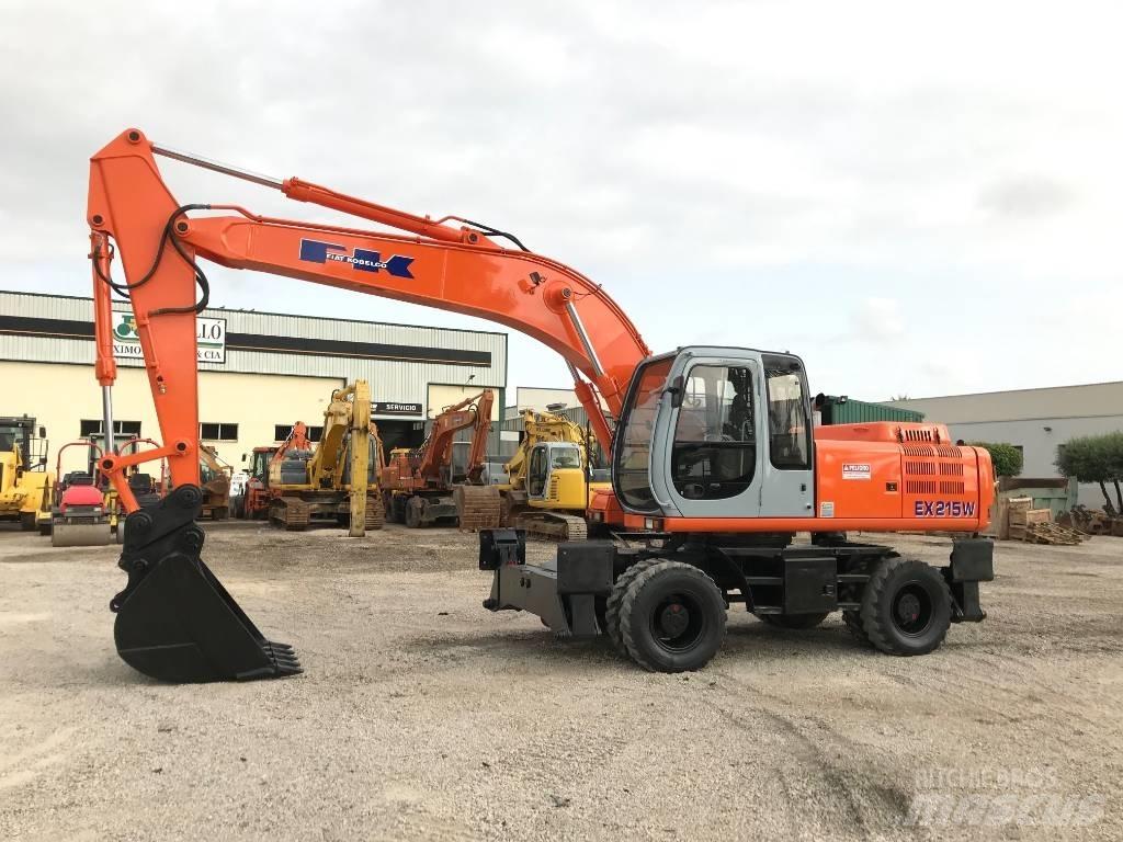 Fiat-Kobelco EX215W Pelle sur pneus