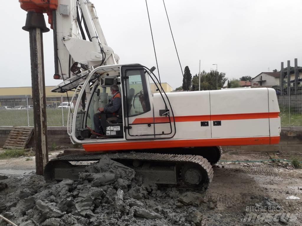 Soilmec R210 Pelle enfonce-pieux