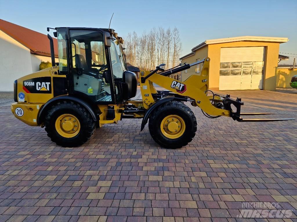 CAT 906 M Chargeuse sur pneus