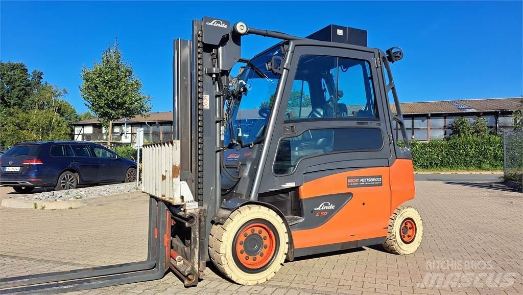 Linde E50HL Chariots élévateurs électriques