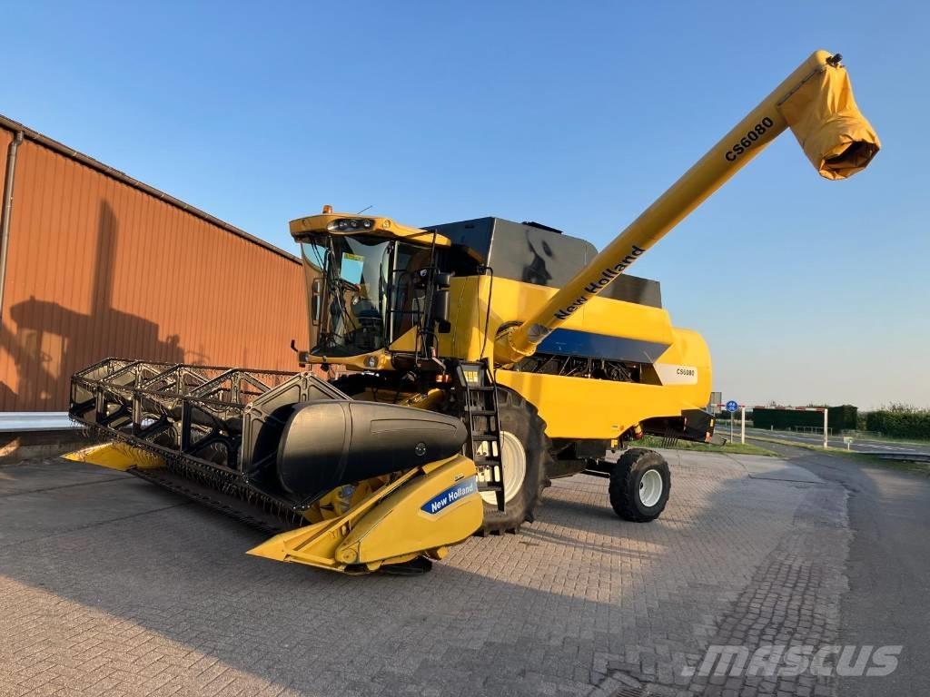 New Holland CS 6080 Moissonneuse batteuse
