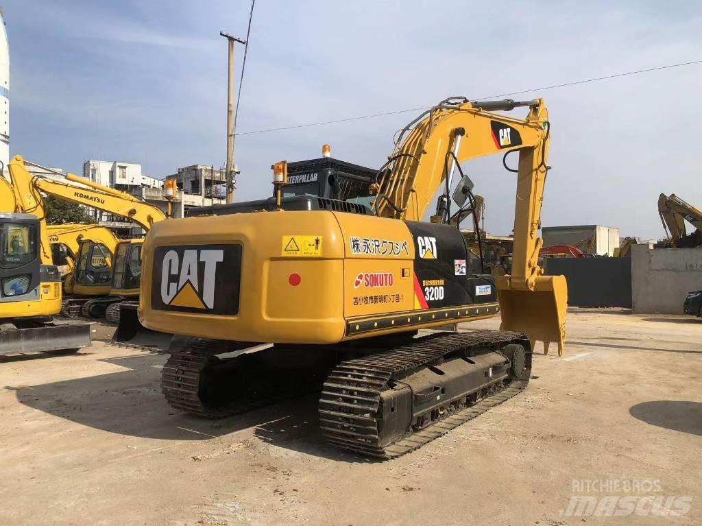 CAT 320 D Pelle sur chenilles