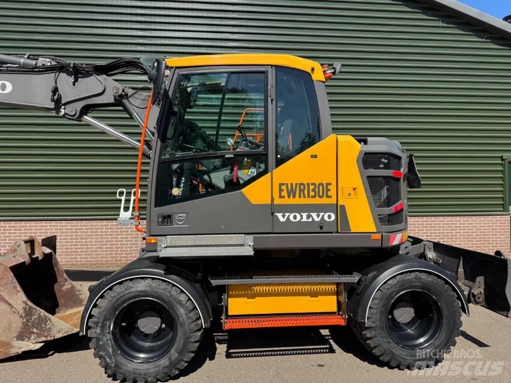 Volvo EWR 130 E Chargeuse sur pneus