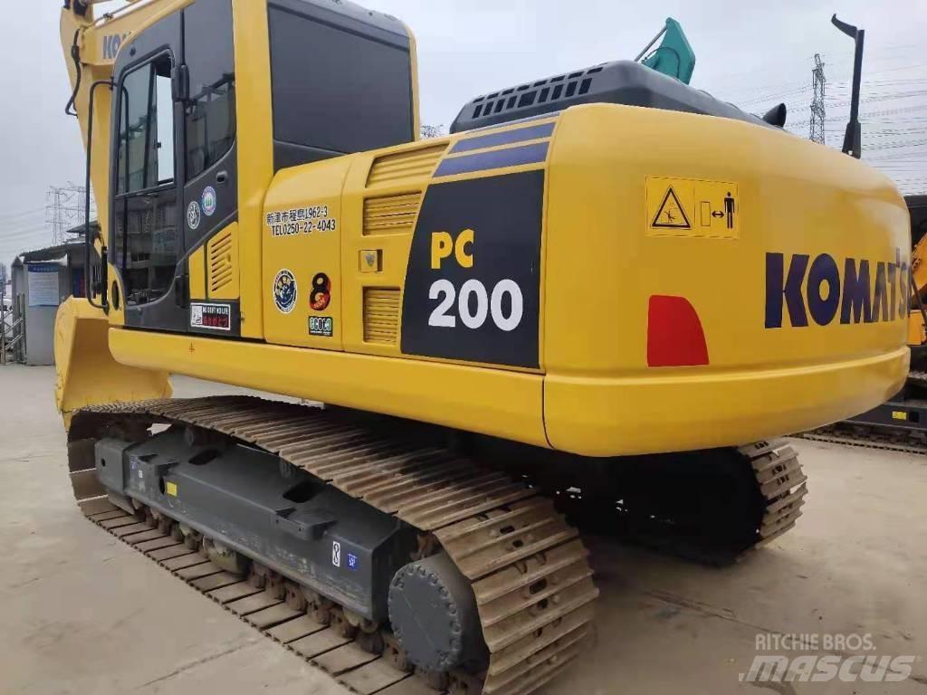 Komatsu PC 200 Pelle sur chenilles