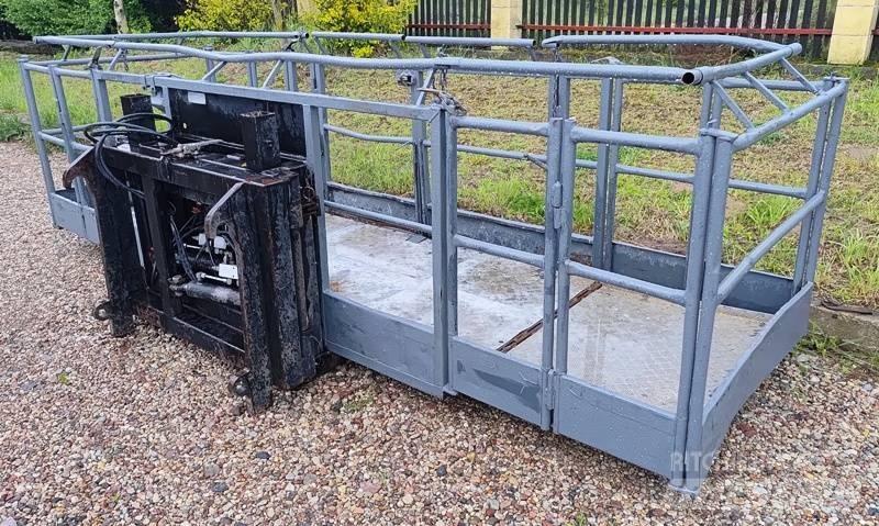 JCB 540 535 531 Chargeuse télescopique sur pneus