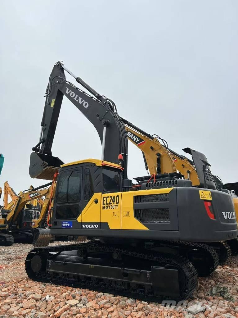 Volvo EC 240 Pelle sur chenilles