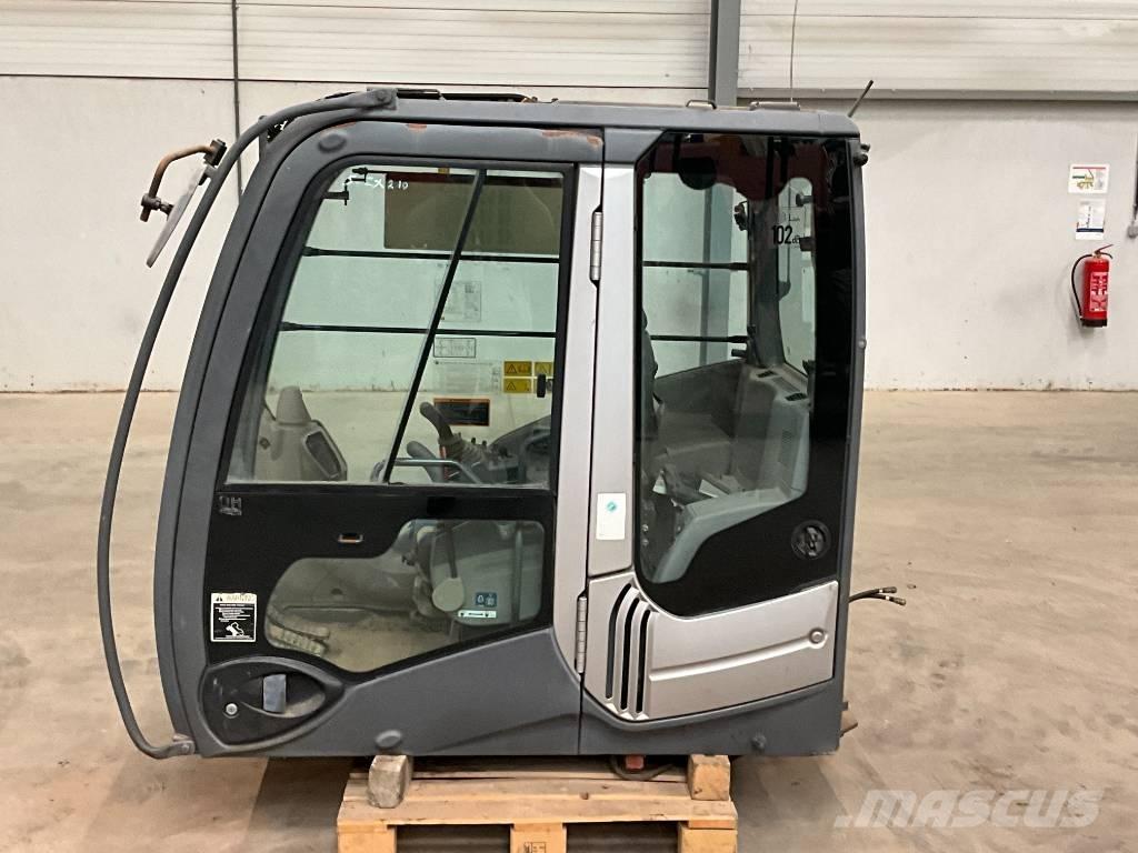 Hitachi ZX 210-3 Cabine