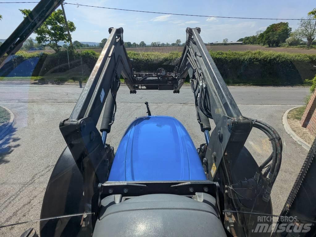 New Holland TSA115A Tracteur