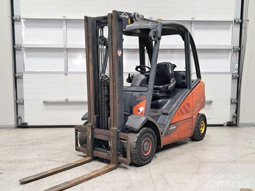 Linde H25D-02 Chariots diesel
