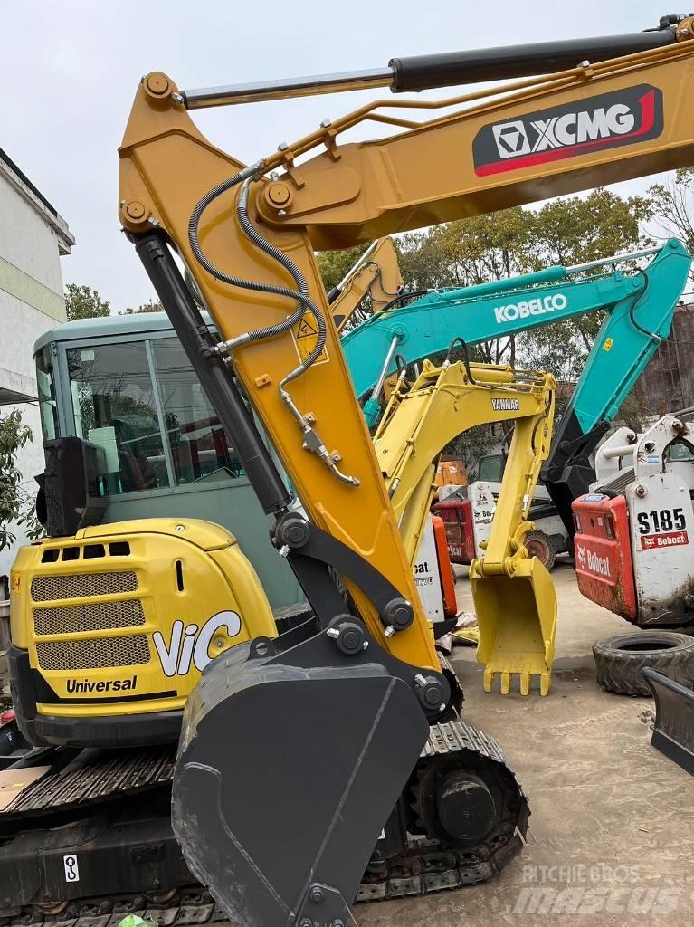 XCMG XE 75 D Mini pelle 7t-12t
