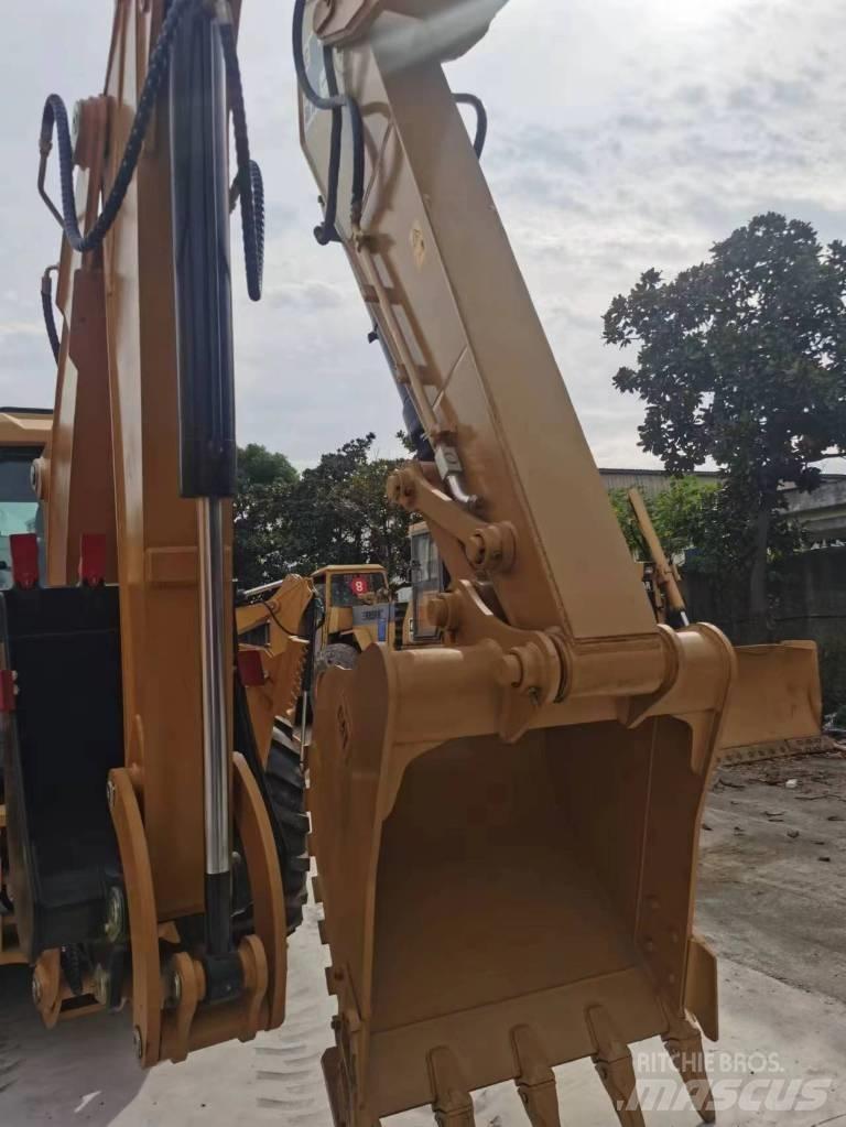 CAT 320D2 Pelle sur chenilles