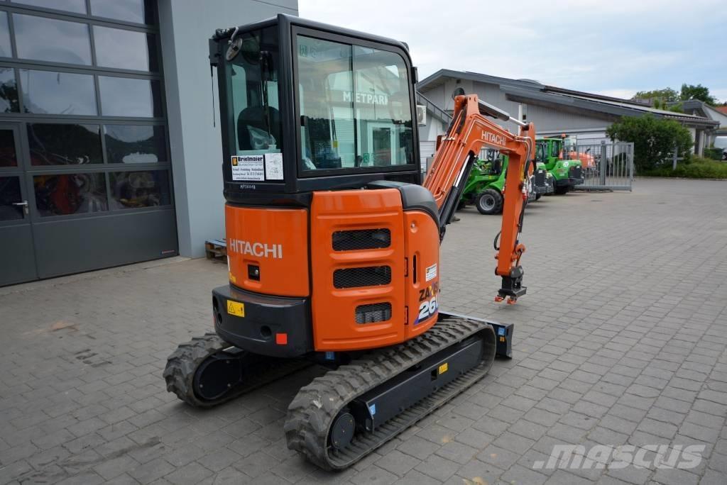 Hitachi ZX 26 U-6 Mini pelle < 7t
