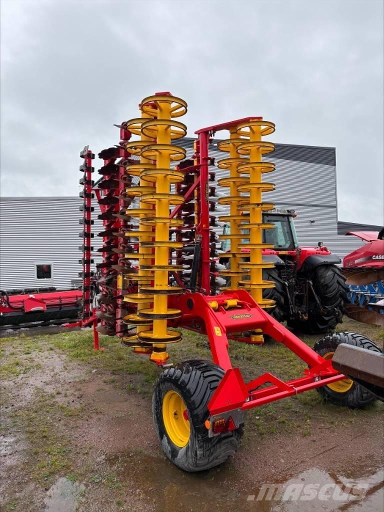 Väderstad Carrier625 Crover crop