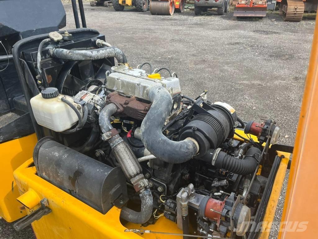 JCB VMT 260-120 Rouleaux tandem