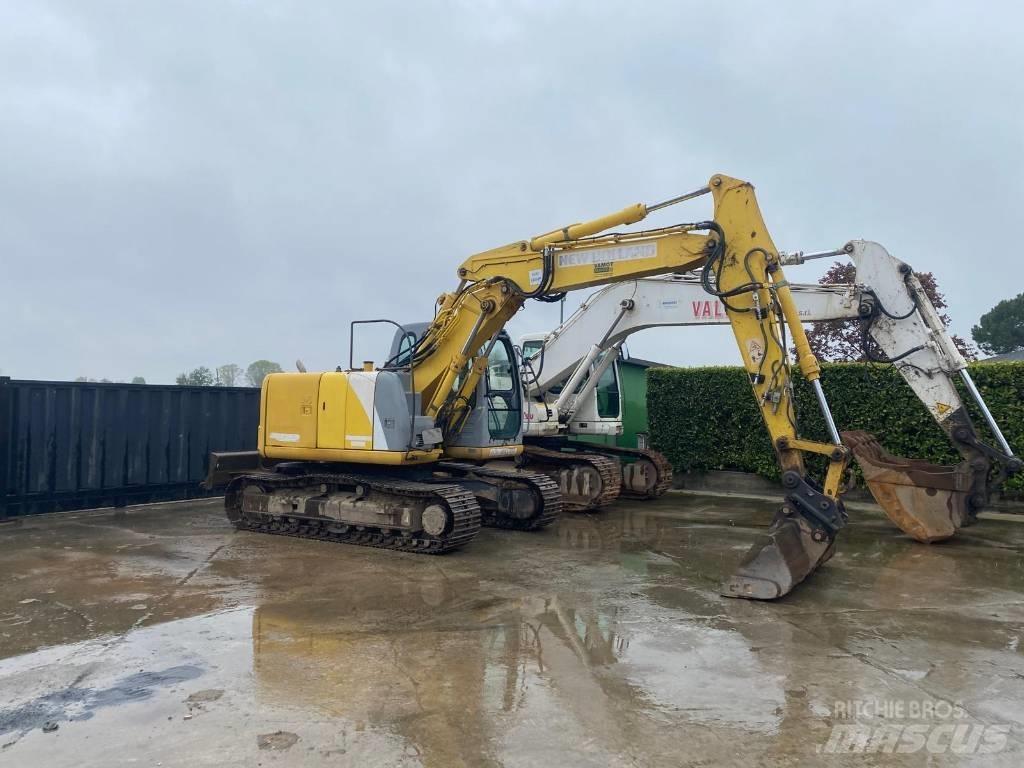 New Holland E 145 Pelle sur chenilles