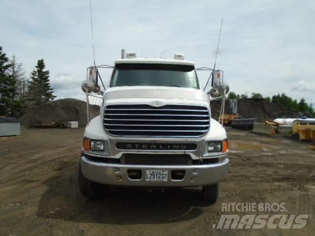 Sterling L 9500 Tracteur routier