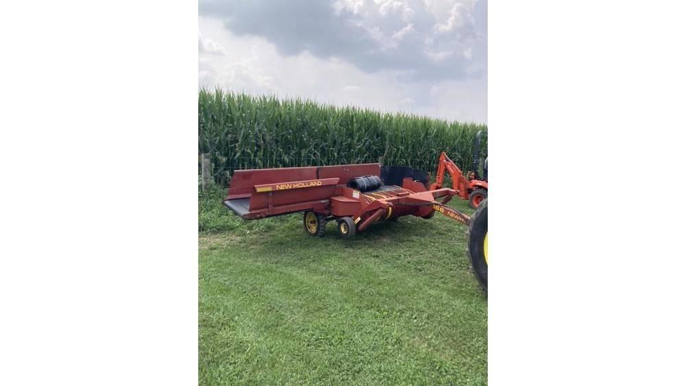 New Holland 166 Enrubanneuse