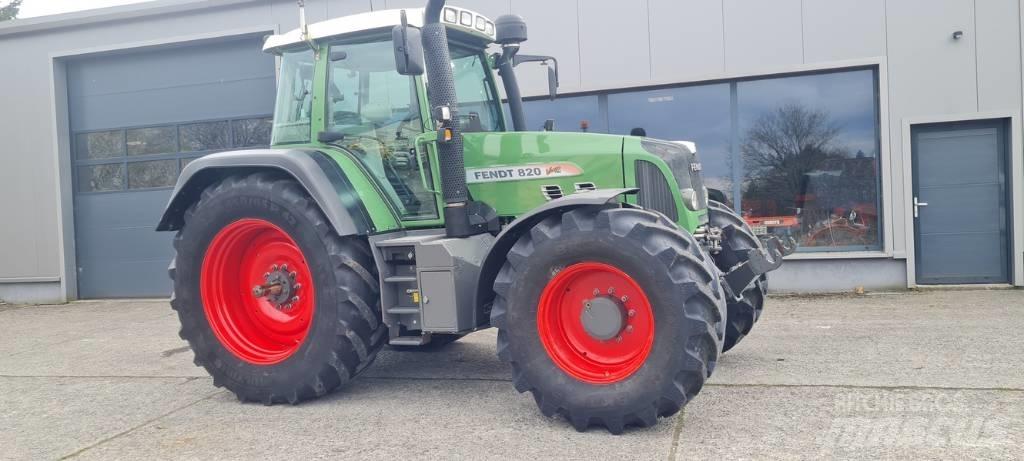 Fendt 820 Vario TMS Tracteur