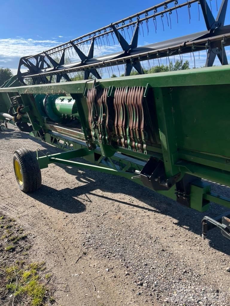 John Deere 9780 CTS Moissonneuse batteuse