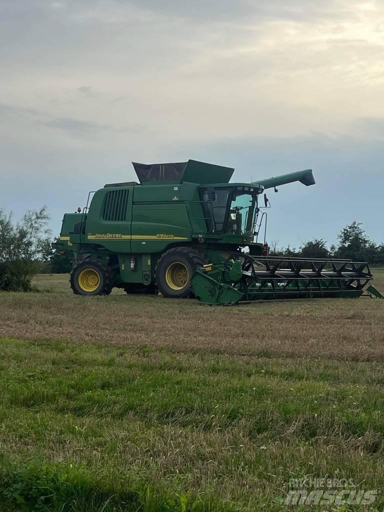 John Deere 9780 CTS Moissonneuse batteuse