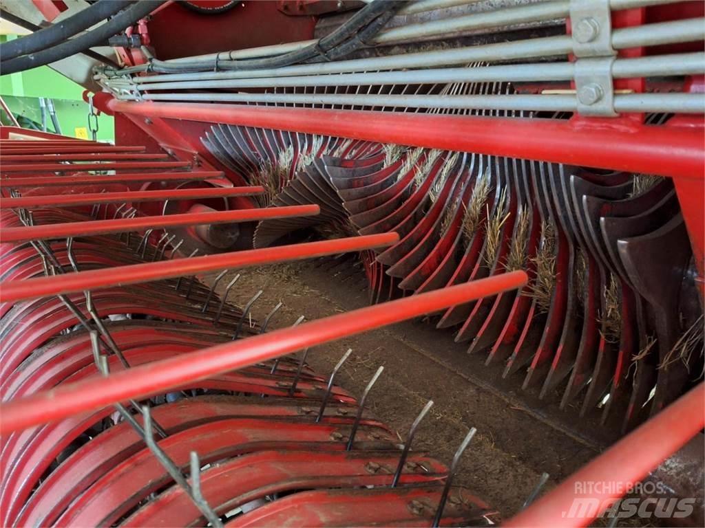 Lely RP 245 Profi Presse à balle ronde