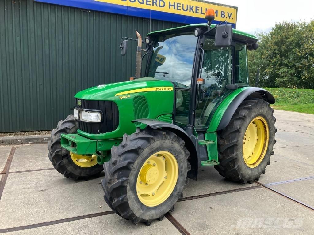 John Deere 5100 R Tracteur