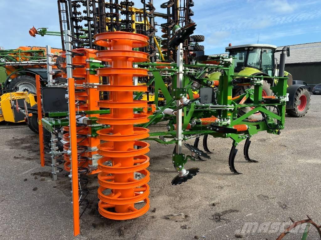 Amazone CENIO 4000-2 Déchaumeur, cultivateur