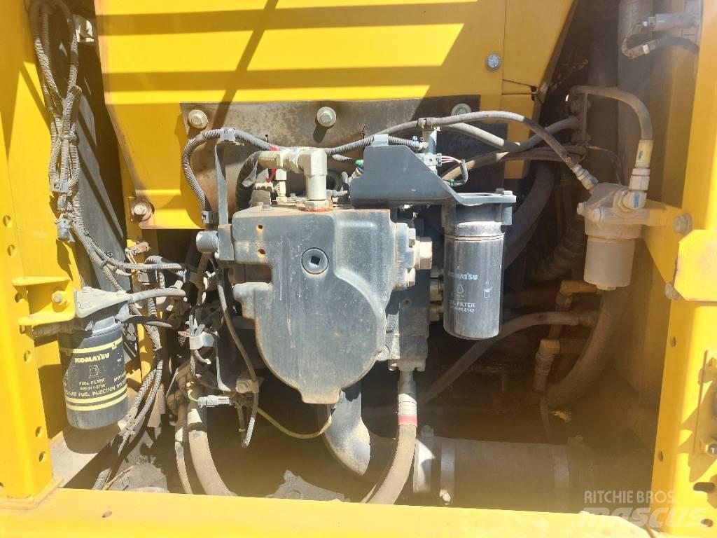 Komatsu PC240LC-10 Pelle sur chenilles