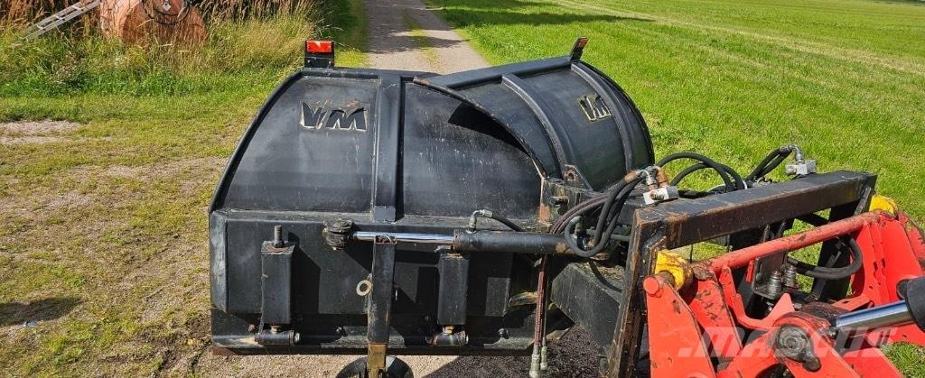 VM 280 Nivelaura Chasse neige