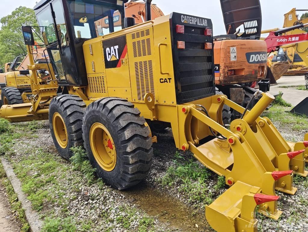 CAT 120 H Niveleuse