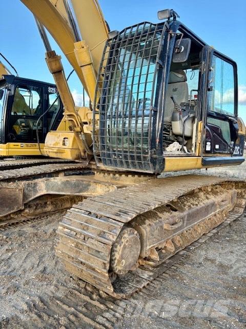 CAT 322 CL Pelle sur chenilles