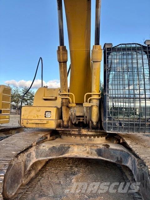 CAT 322 CL Pelle sur chenilles