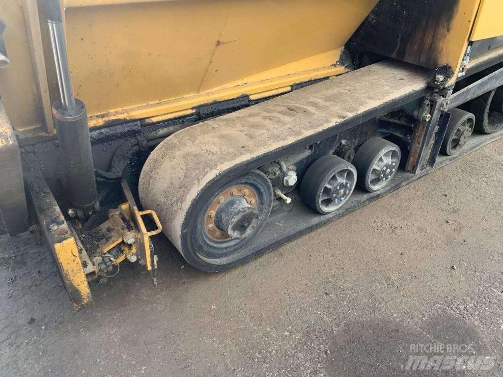 CAT AP355F Finisseur