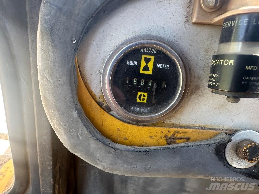 CAT D4d Tracteur