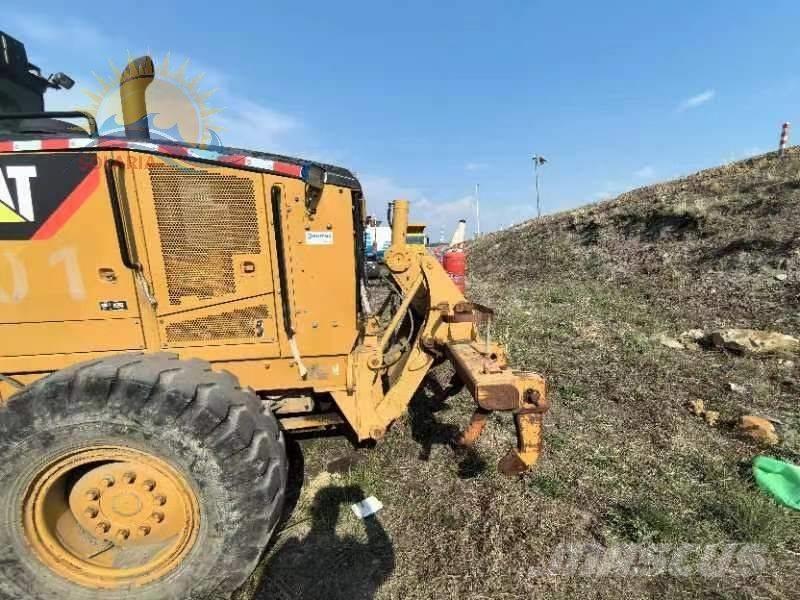 CAT 140 M Niveleuse
