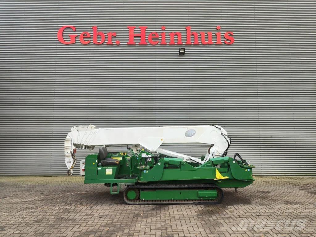 Unic URW 706 CDE Grue sur chenilles