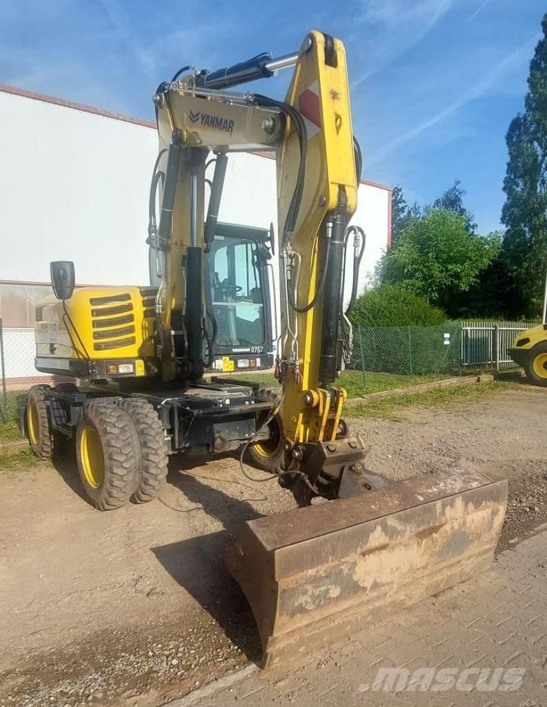 Yanmar B 110 W Pelle sur pneus