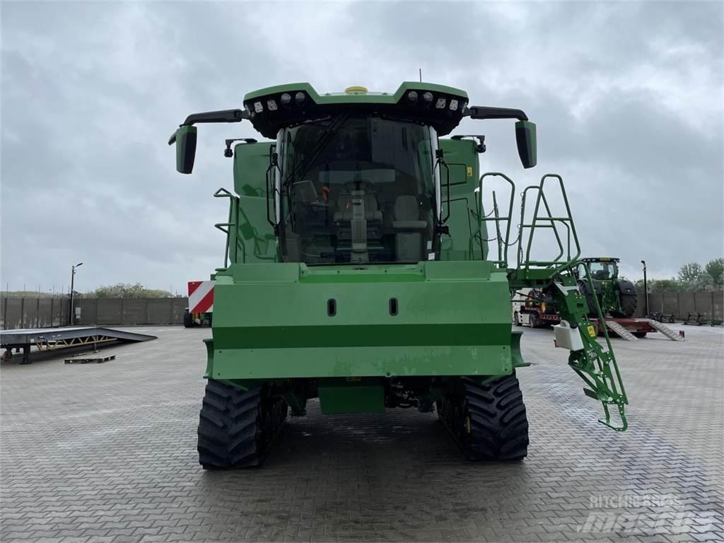 John Deere X9 - 1100 Moissonneuse batteuse
