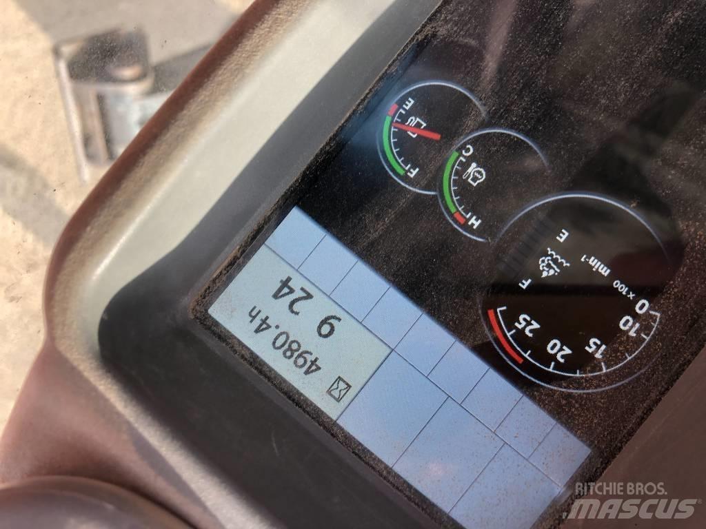 Hitachi ZX145W-6 Pelle sur pneus