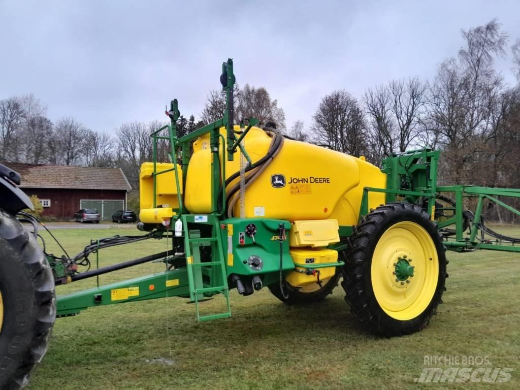 John Deere M 740 i Pulvérisateurs traînés