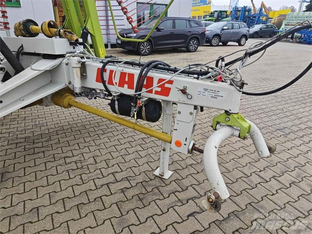 CLAAS Liner 3000 Andaineur