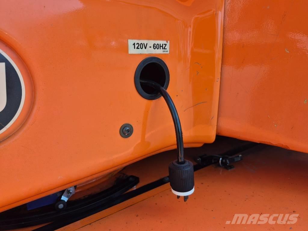 JLG E 450 AJ Nacelles articulées