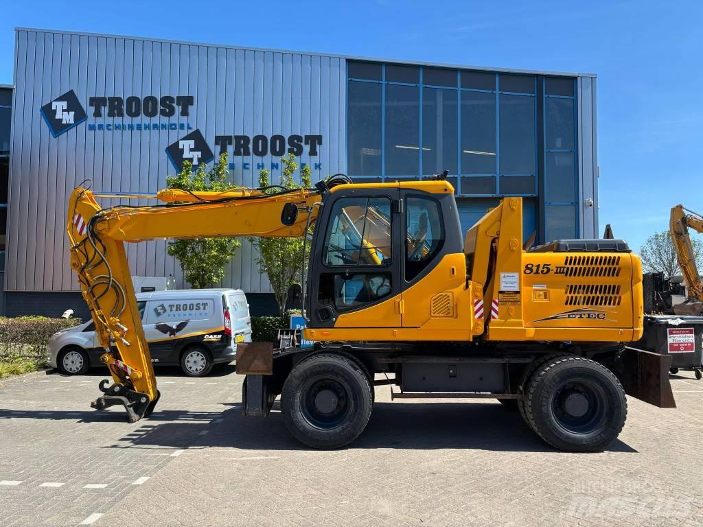 Doosan DX 160 W-3 Pelle sur pneus