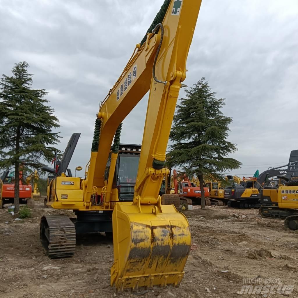 Komatsu PC 220-8 Pelle sur chenilles