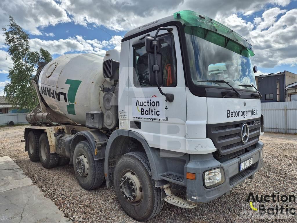 Mercedes-Benz 3236 Camion malaxeur
