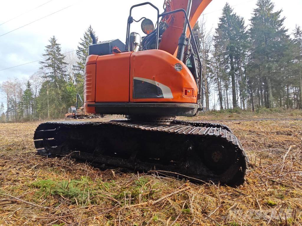 Doosan DX 140 LCR Pelle forestière