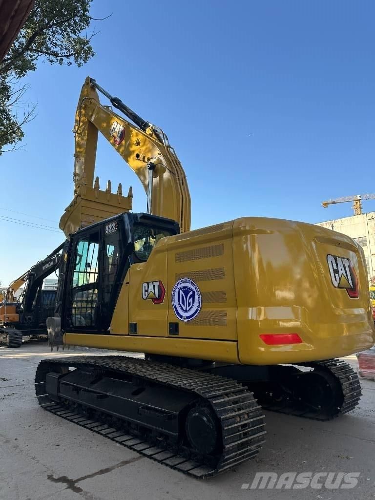 CAT 323 Mini pelle 7t-12t
